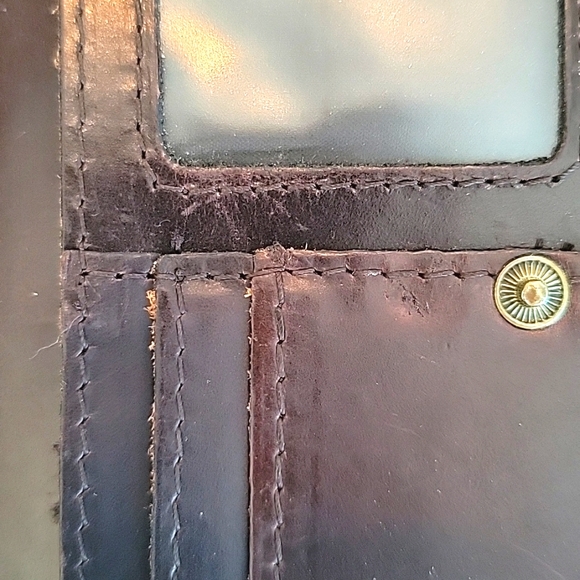 PATRICIA NASH WOMEN'S WESTERN STYLE HANDTOOLED TRIFOLD CLUTCH WALLET - Picture 11 of 16